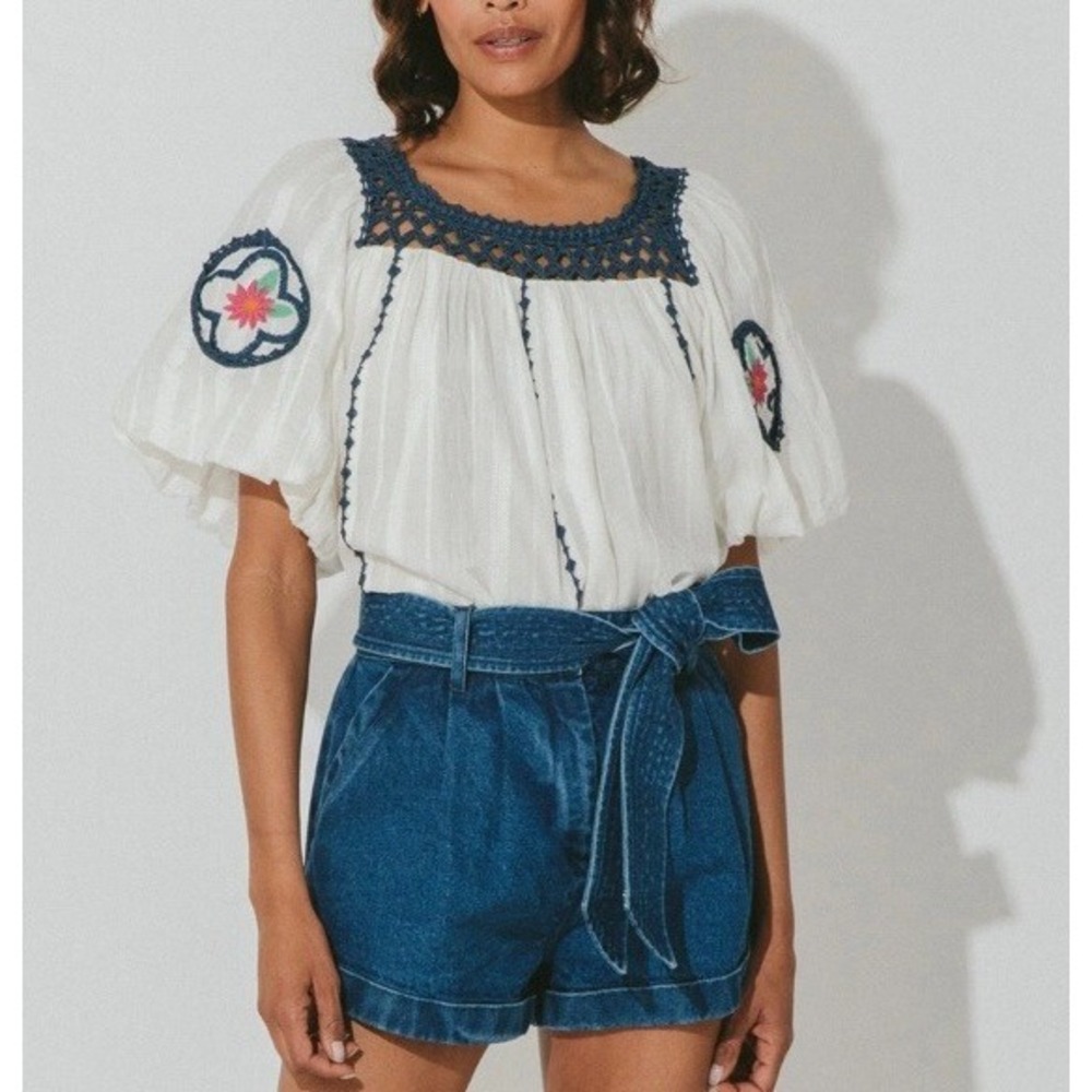 Cleobella Organic Cotton Crochet Puff Sleeve Blouse White Navy Blue Small NWT